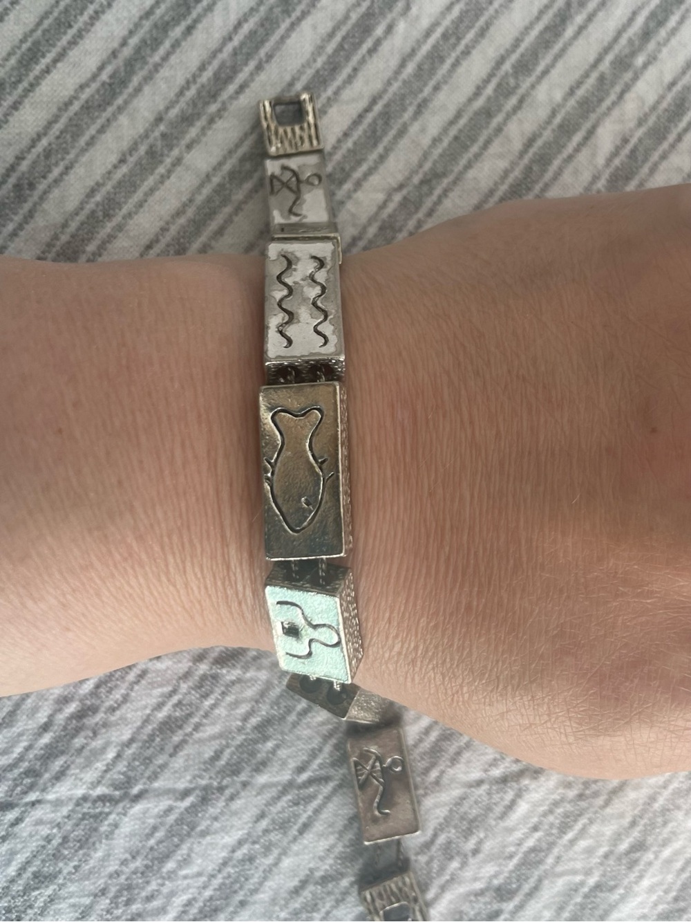 Retro Artisan Silver Tone Symbolic Hieroglyphic Story Teller Panel Bracelet #780
